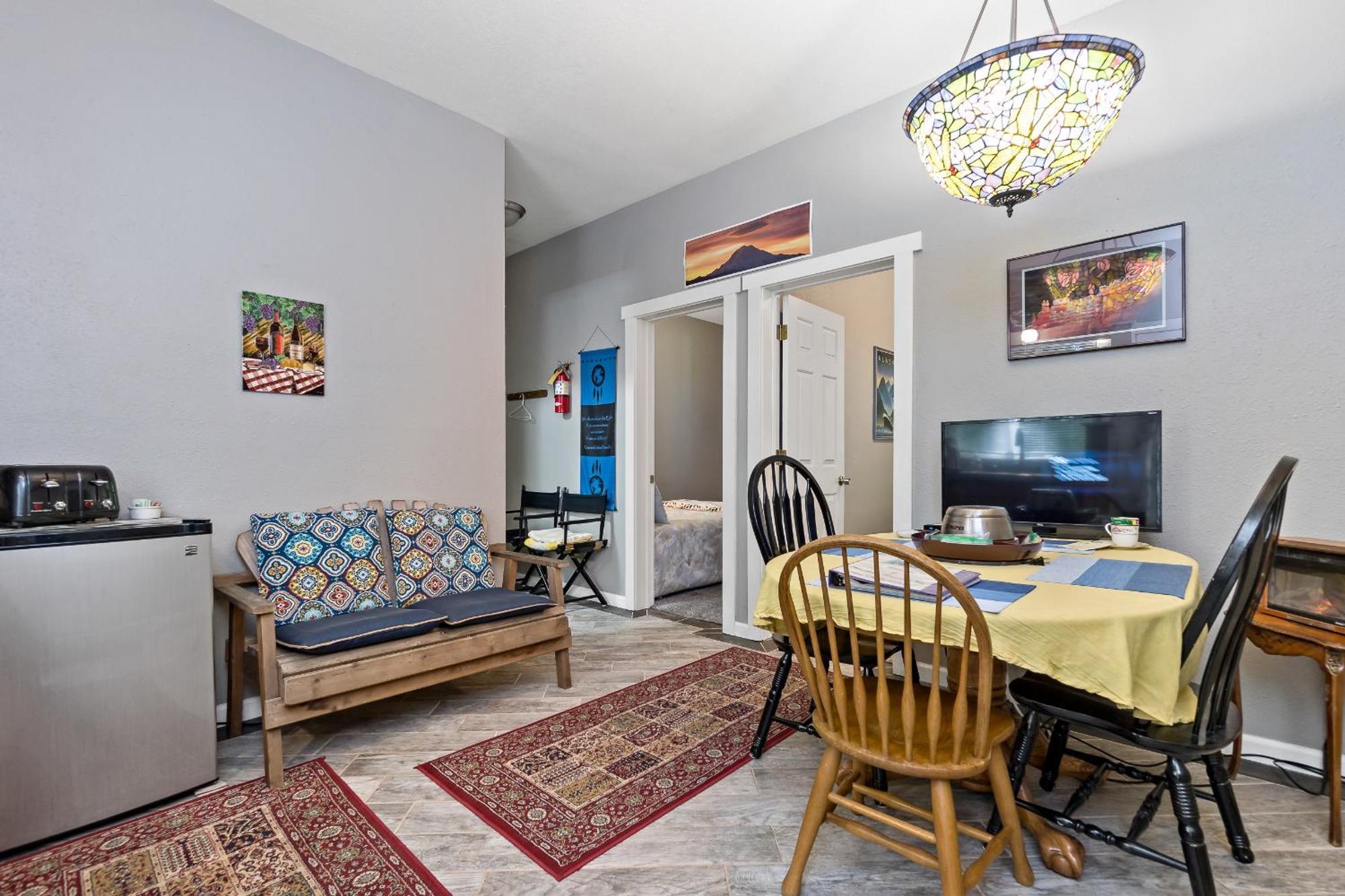 Mountain Meadows Inn & Chalet Suites Ashford Exteriér fotografie
