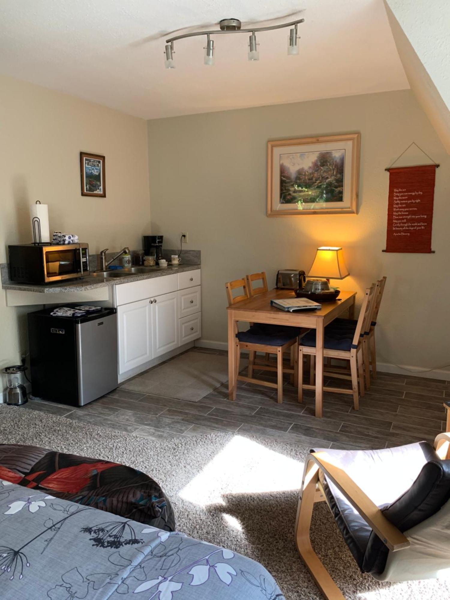 Mountain Meadows Inn & Chalet Suites Ashford Pokoj fotografie